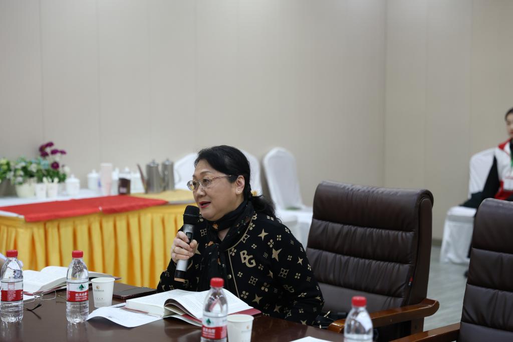 张亚群教授发言西南大学谢长法教授发言华东师范大学王保星教授发言